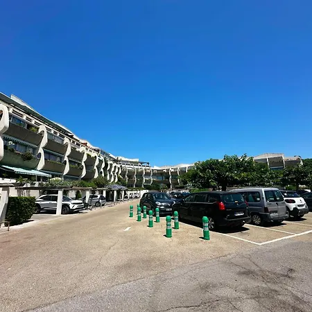 Daire Cosy - Piscine, Parking, Proche Le Grau-du-Roi