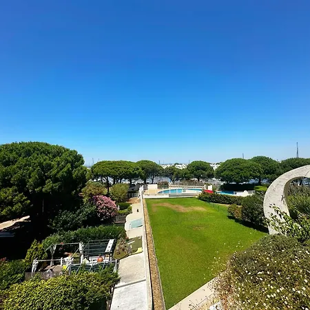 Cosy - Piscine, Parking, Proche *